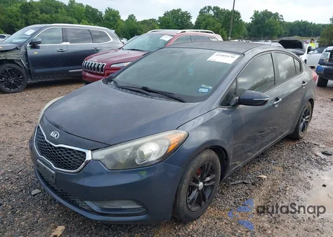 2015 Kia Forte Lx z USA, uszkodzony, nr VIN KNAFX4A62F5362405